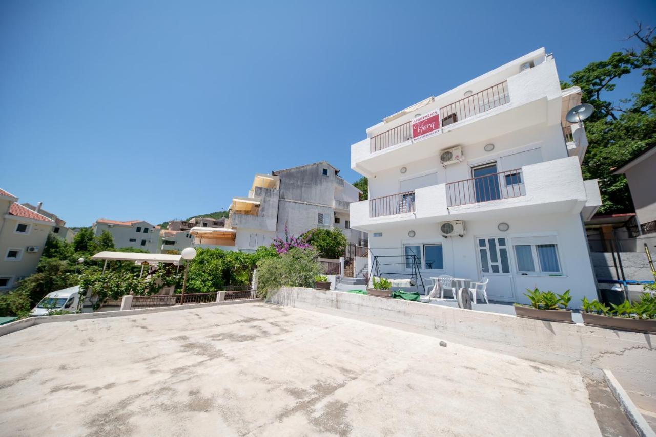Apartments Vjera Petrovac Εξωτερικό φωτογραφία