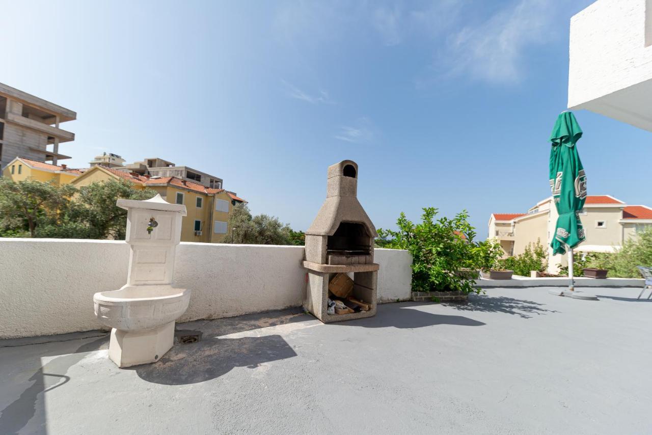 Apartments Vjera Petrovac Εξωτερικό φωτογραφία