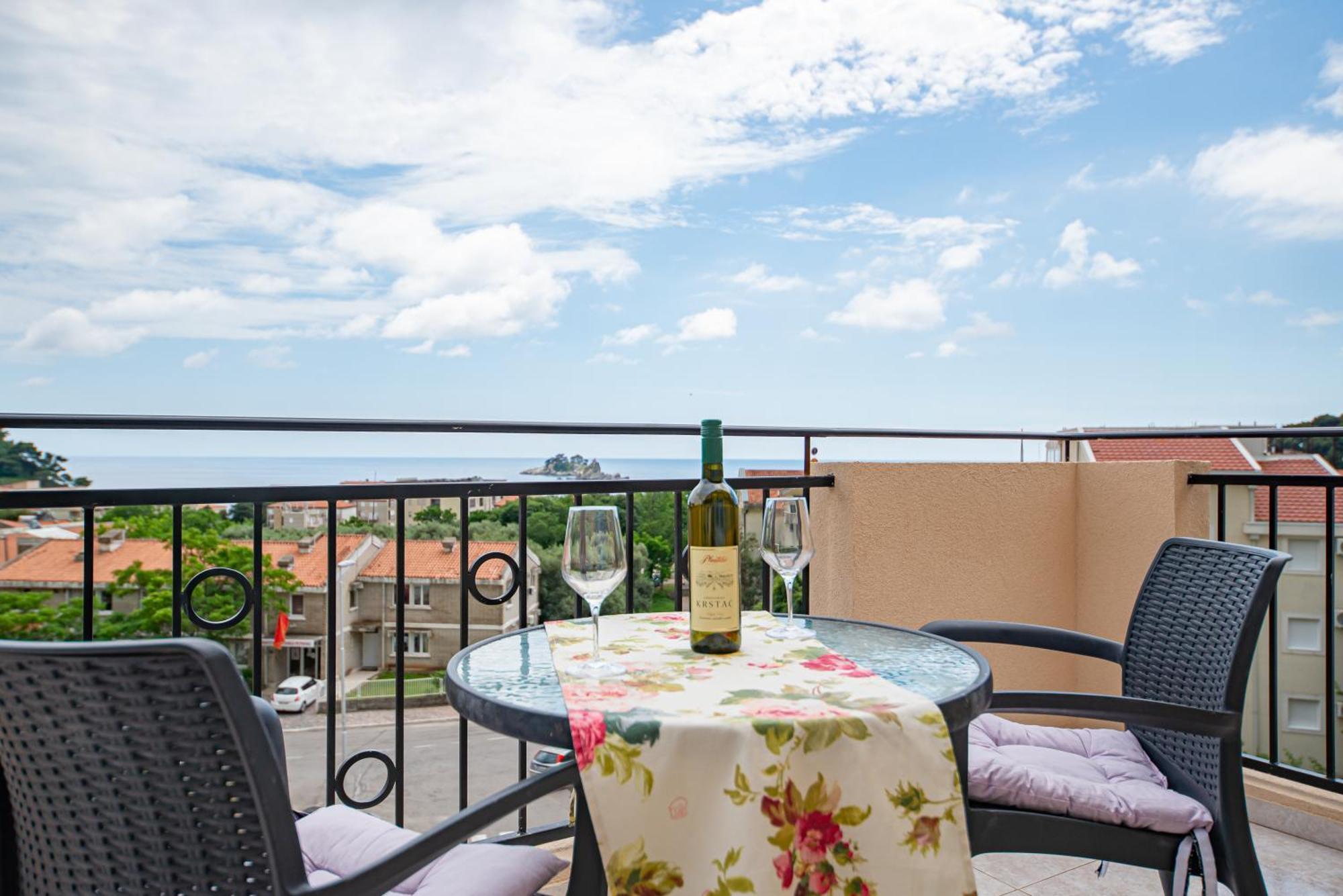 Apartments Vjera Petrovac Εξωτερικό φωτογραφία